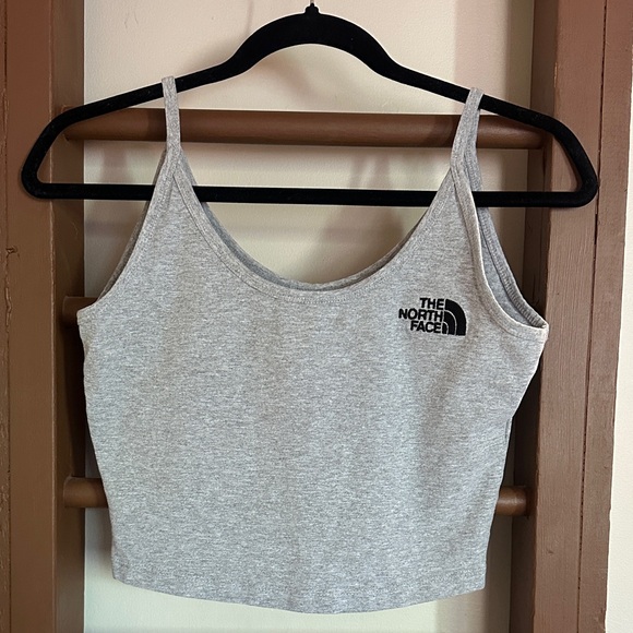 The North Face Cropped Tank Top - Picture 1 of 3